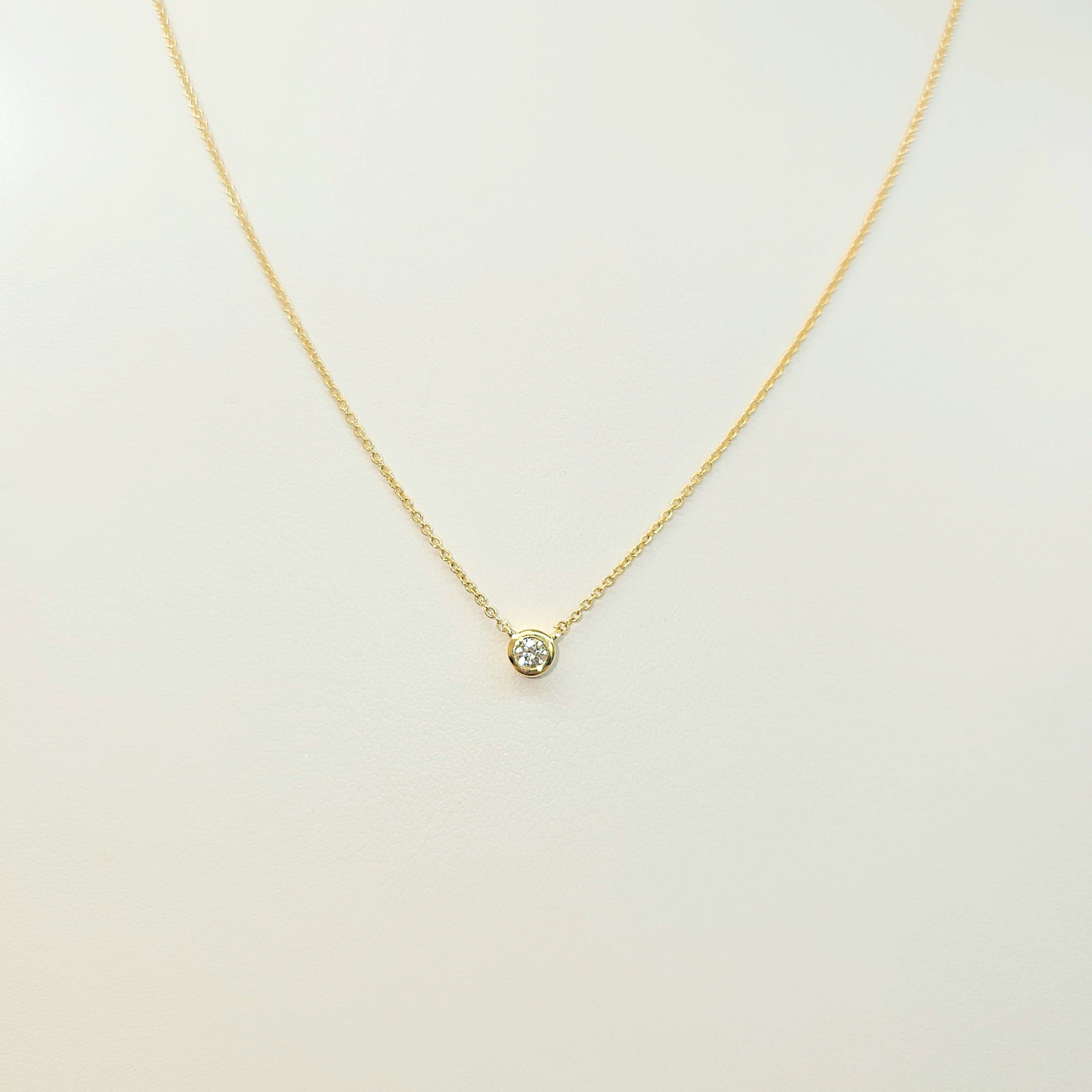 SINGLE DIAMOND NECKLACE