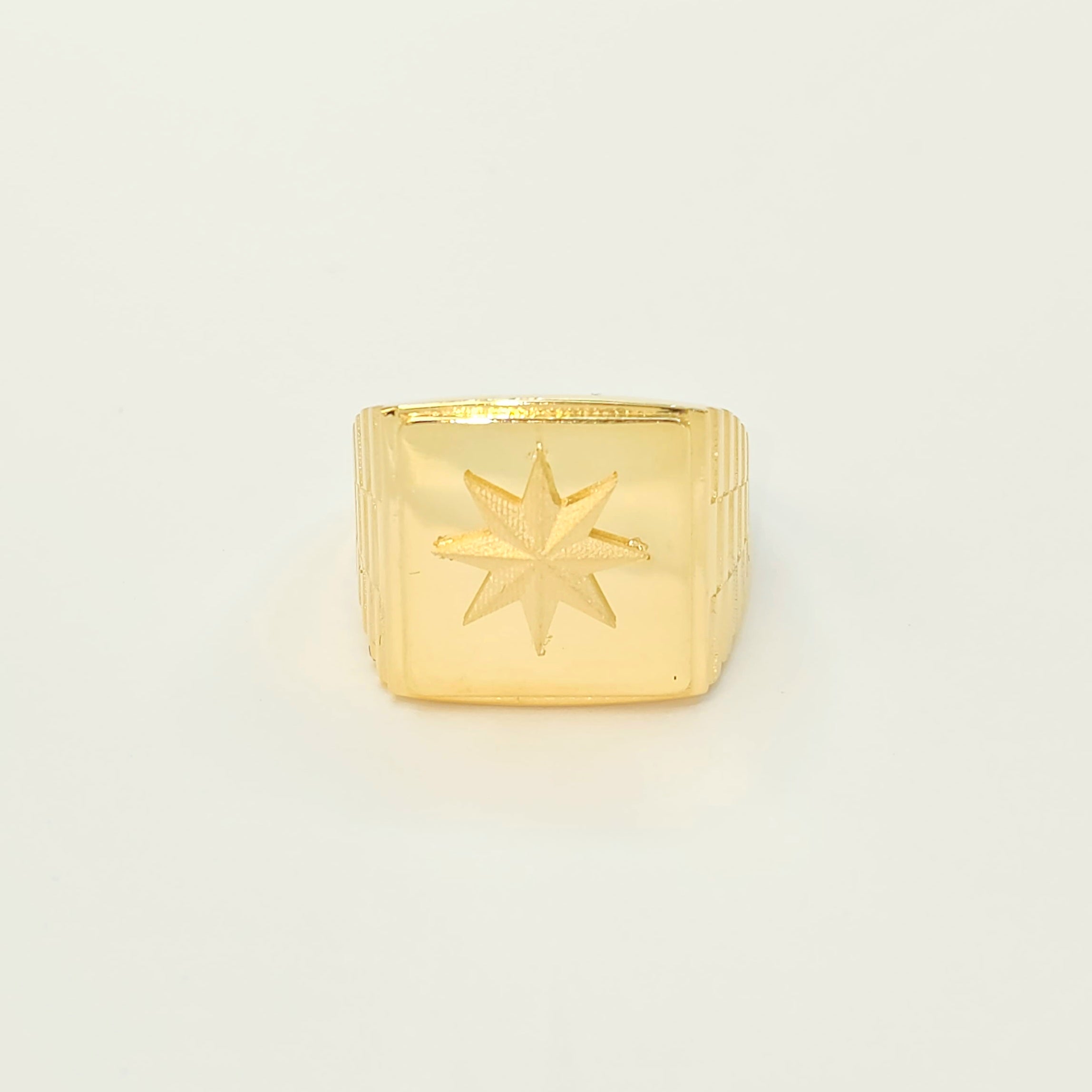 18K YELLOW GOLD STAR RING