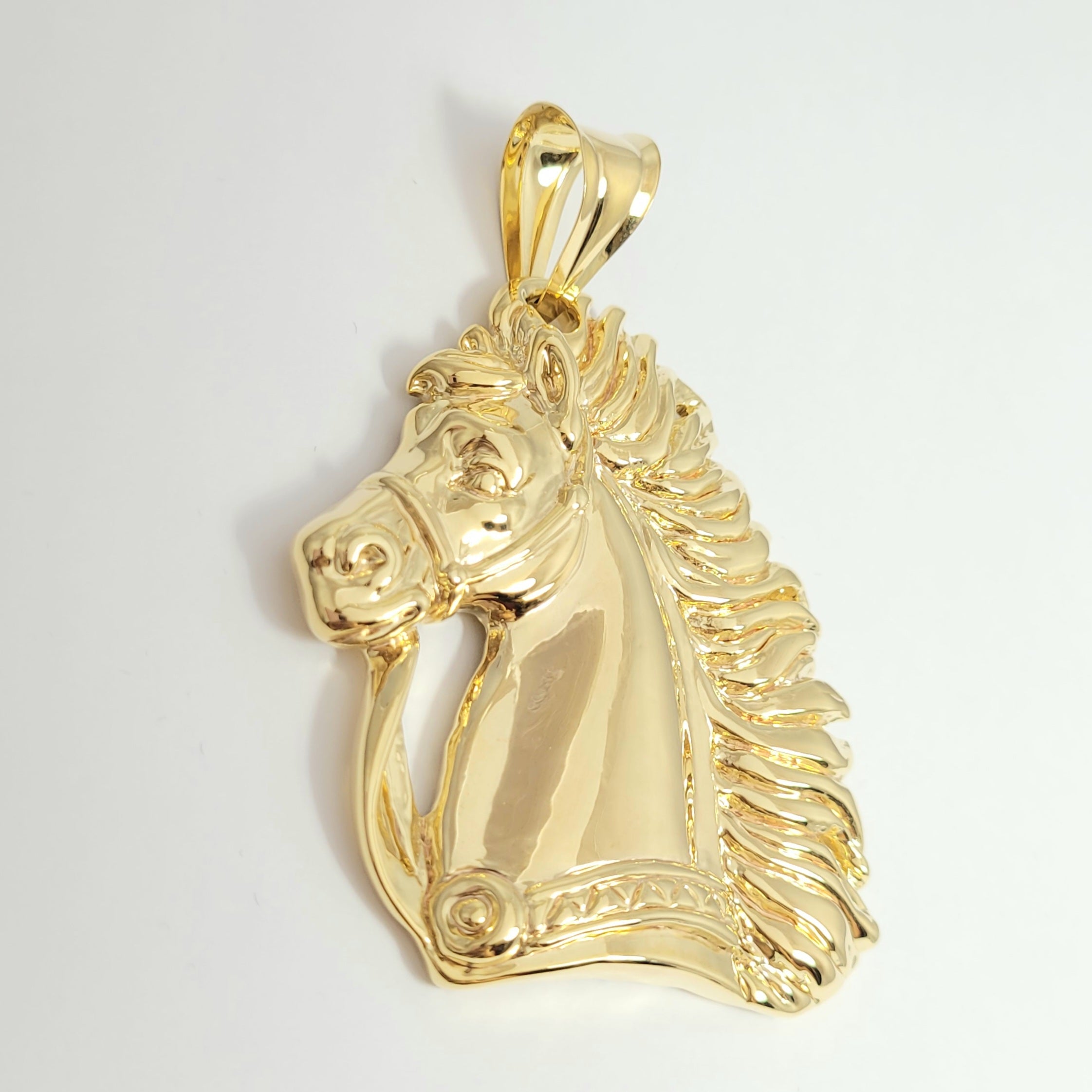 18K HORSE PENDANT – Azadi Jewellery